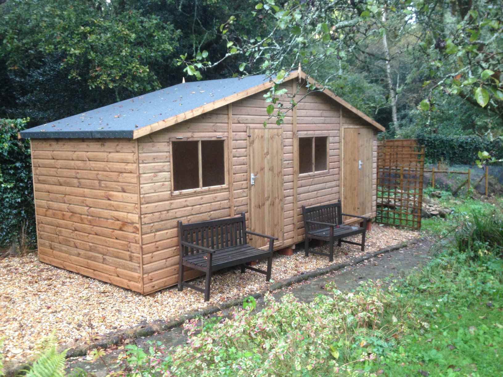 Summer Houses / Cabins / Home Office - MB Garden Building