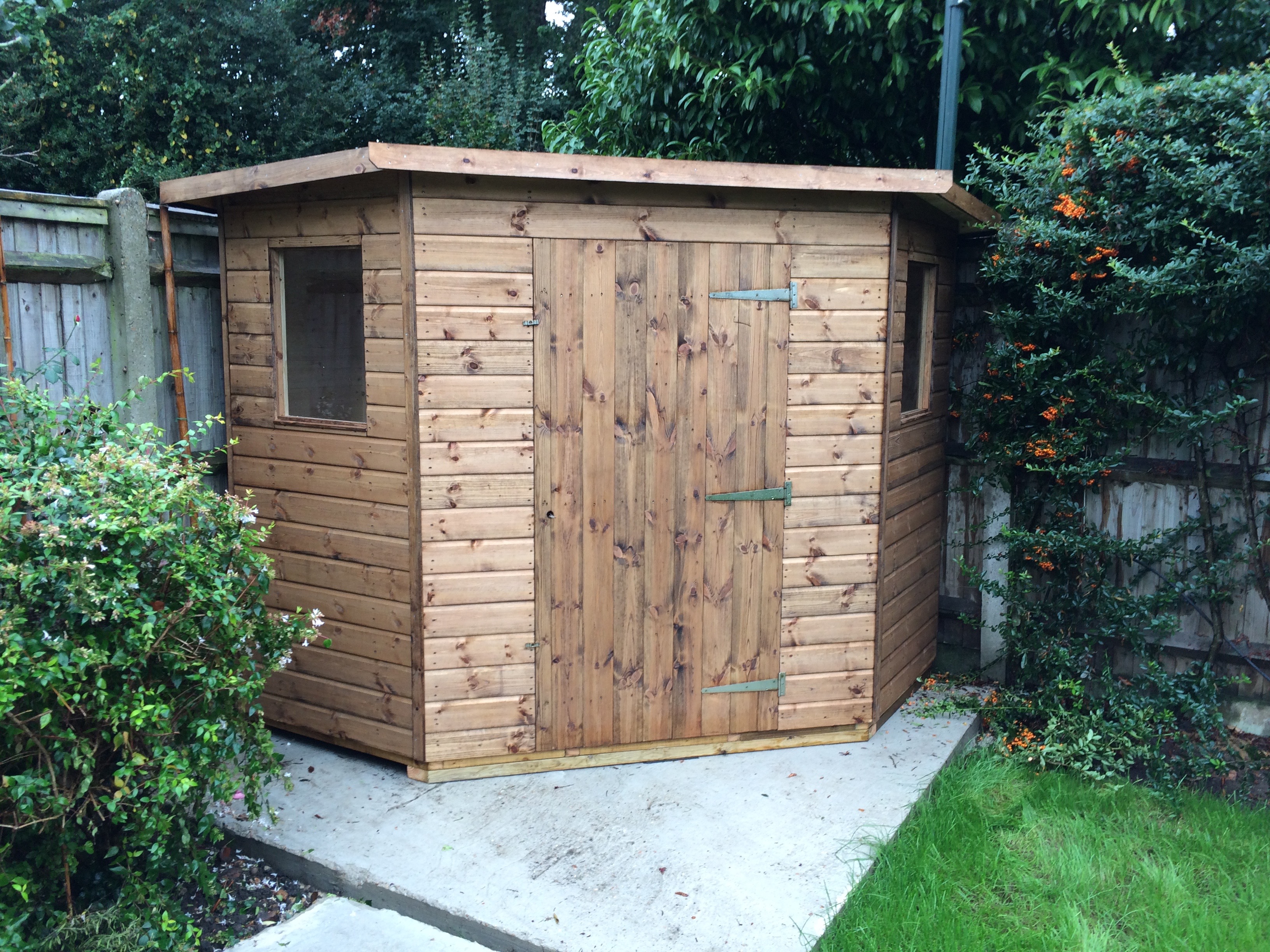 Corner Shed - MB Garden Building